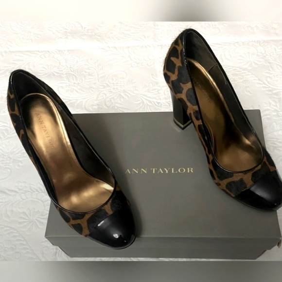 Ann Taylor Shoes - Real Calf Hair Pumps With Wooden Chunky Heel EUC Size 6